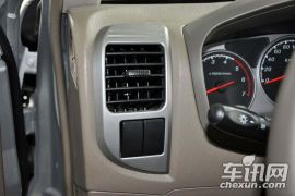 江铃汽车-宝威-2.8T 两驱5座LX  ￥9.58