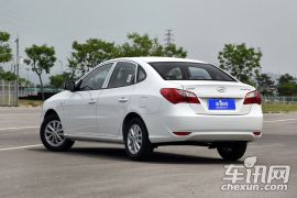 北京现代-悦动-1.6L 手动家悦版