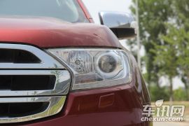 江铃汽车-撼路者-2.0T 汽油四驱旗舰版