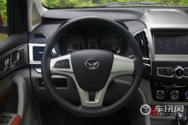 北汽银翔-幻速H3F-1.5L 尊贵型 7座