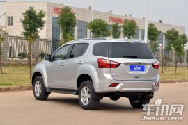 江西五十铃-五十铃mu-X-3.0T 四驱手动探索型 5座