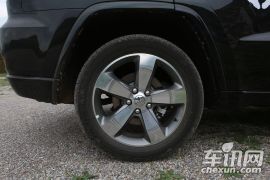 Jeep-大切诺基-3.6L 豪华导航版