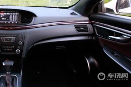 一汽奔腾-奔腾B50-1.4T 自动运动豪华型