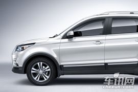 北汽银翔-幻速S3L-1.5L 手动尊贵型