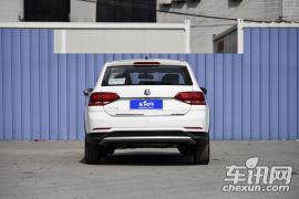 上汽大众-桑塔纳-Cross 1.6L 自动舒适型  ￥12.99