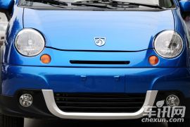 宝骏-乐驰-改款 1.2L 手动运动版活力型  ￥4.68