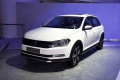 上汽大众-桑塔纳