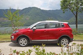 长安汽车-长安CS15-1.5L 自动豪华版  ￥7.79