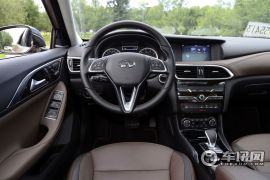 英菲尼迪-英菲尼迪QX30-2.0T 四驱极限版