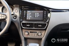 天津一汽-骏派A70-1.6L 自动豪华型