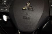 广汽三菱-欧蓝德-2.4L 四驱尊贵版 7座
