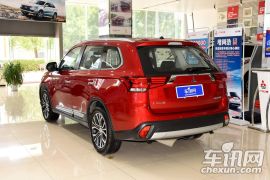 广汽三菱-欧蓝德-2.4L 四驱尊贵版 7座