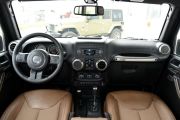Jeep-牧马人-3.0L 75周年致敬版