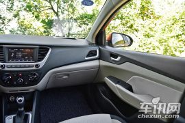 北京现代-现代悦纳-1.4L 自动旗舰型TOP