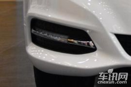 吉利汽车-帝豪-三厢百万款 1.5L 手动向上版