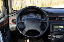 江铃集团轻汽-骐铃T3-2.4T创富版长厢4D25U