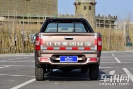 江铃集团轻汽-骐铃T7-2.8T四驱尊贵版加长轴距JE493ZLQ4CB