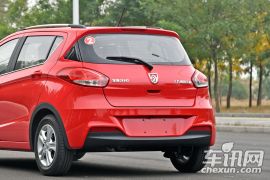 宝骏-宝骏310-1.2L 手动豪华型