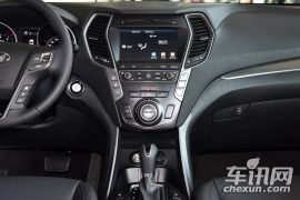 现代-格越-3.0L 7座四驱旗舰版