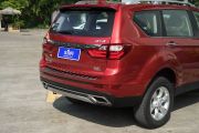 陆风汽车-陆风X8-2.0T 汽油4X4超豪华型