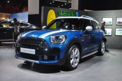 MINI-MINI COUNTRYMAN