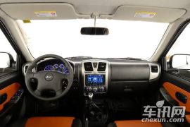 江铃汽车-宝典-2.8T新超值柴油两驱标准货箱豪华型JX493ZLQ4G 1