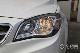 东南汽车-V6菱仕-CROSS 1.5L 手动智尊型