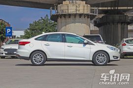 长安福特-福克斯-三厢 1.6L 自动风尚型智行版