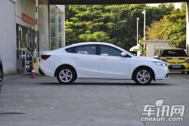 上汽集团-锐行-1.5T 自动超值豪华版