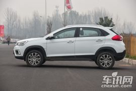 奇瑞汽车-瑞虎3X-1.5L 手动时尚版