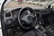 一汽-大众-高尔夫-230TSI 自动豪华型