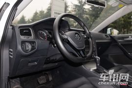 一汽-大众-高尔夫-230TSI 自动豪华型