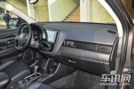 广汽三菱-欧蓝德-2.4L 四驱精英版 5座