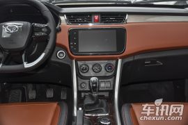 北汽银翔-幻速S3L-1.5L 手动尊贵型