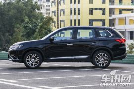 广汽三菱-欧蓝德-2.4L 四驱尊贵版 7座