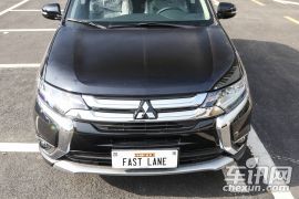 广汽三菱-欧蓝德-2.4L 四驱尊贵版 7座