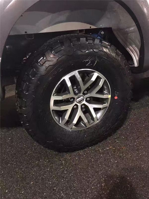 17款福特猛禽F150美规版蓝车黑内现车到店