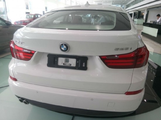 宝马5系GT进口528i辞旧迎新谍照曝光