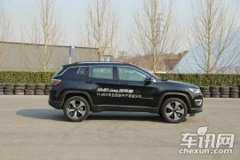 广汽菲克-指南者-200T 自动臻享版