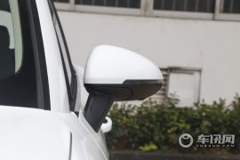 众泰汽车-众泰SR9-2.0T 自动极致之心版