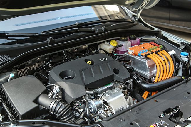 互联网与新能源兼修，静态体验荣威ei6  