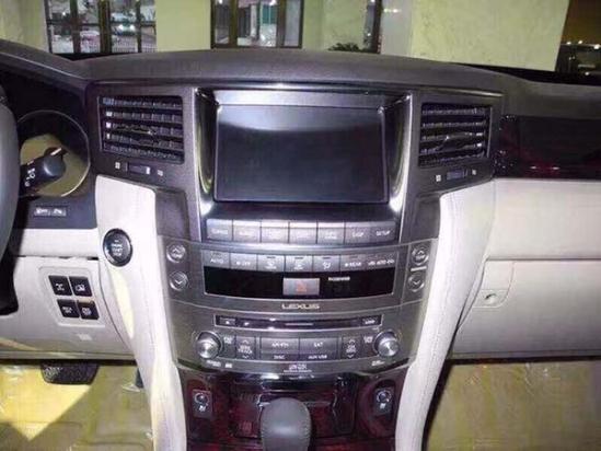 雷克萨斯LX570防弹现车 整车安全性强悍-图4