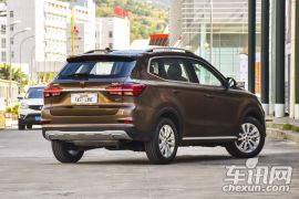 上汽集团-荣威RX5-20T 两驱手动旗舰版