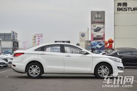 一汽奔腾-奔腾B50-1.6L 自动豪华型