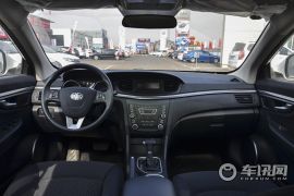 一汽奔腾-奔腾B50-1.6L 自动豪华型