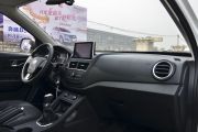 一汽奔腾-奔腾X40-1.6L 手动豪华型