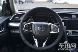 东风本田-思域-220TURBO 自动豪华版