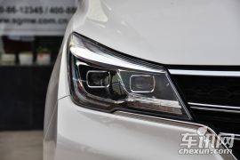 宝骏-宝骏730-1.5T 手动豪华型 7座