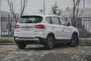 东风风行汽车-全新景逸X5-1.6L 手动尊享型