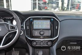 江铃汽车-驭胜S350-2.0T 自动两驱汽油超豪华版5座